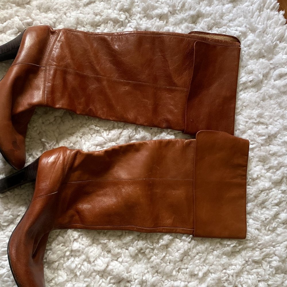 Boots - Picture 3 of 4